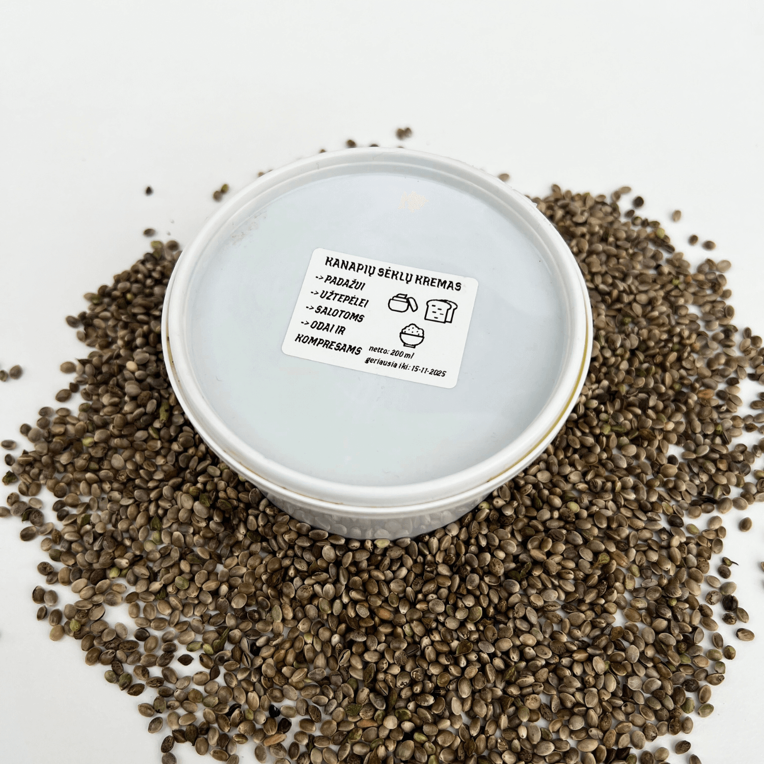 Pluoštinių kanapių sėklų sviestas-kremas